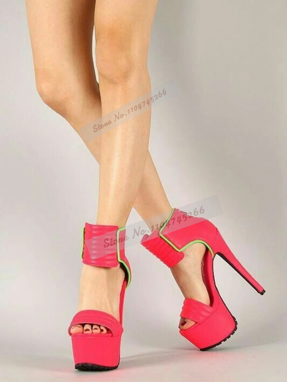 Rose Red Matte Leather Striped - Wide Fit Heels 리뷰 및 가격