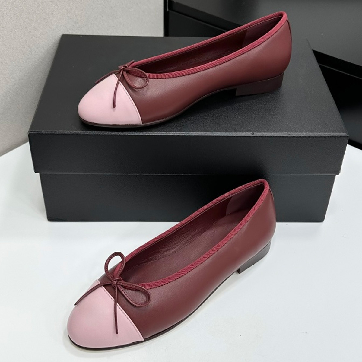 2026 Women's Two-Tone Cap-Toe  - Women Shoes Heels 리뷰 및 가격