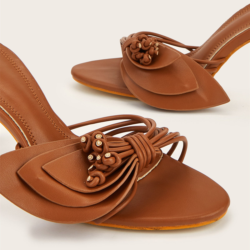 Bohemian Style Fashion Flowers - Wide Fit Heels 리뷰 및 가격
