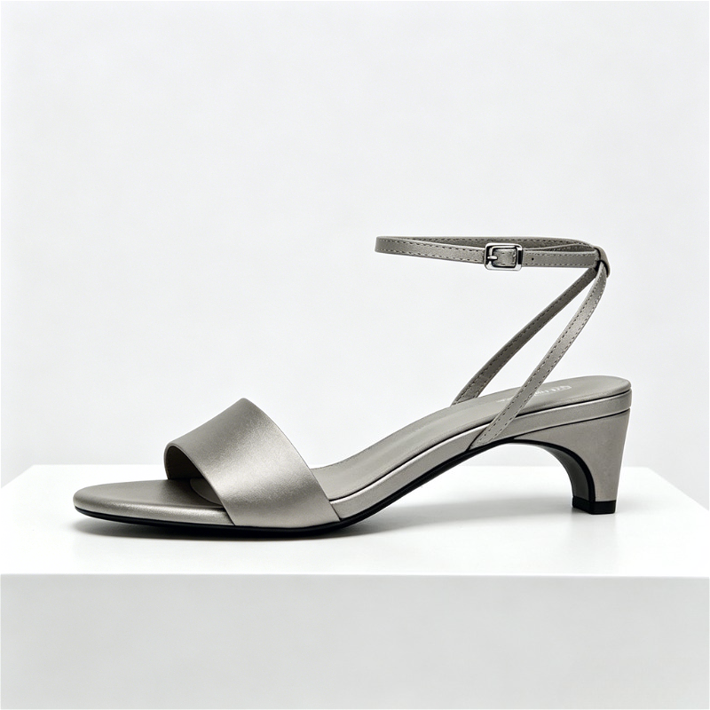 Elegant Square Toe Ankle Strap - Wide Fit Heels 리뷰 및 가격