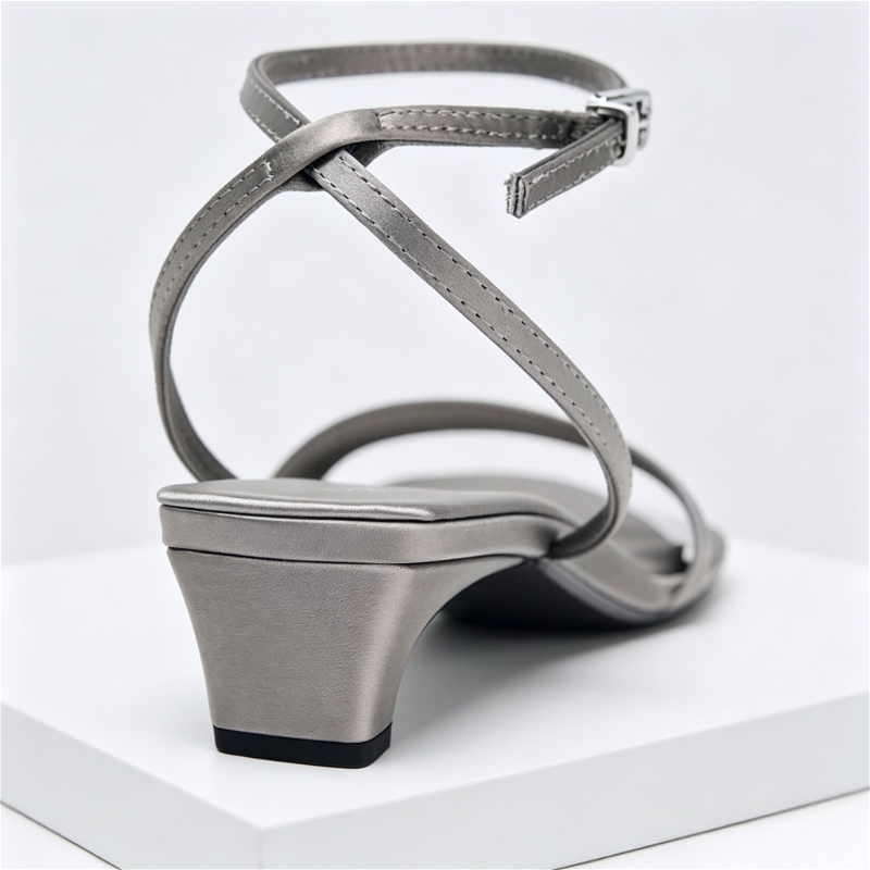 Elegant Square Toe Ankle Strap - Wide Fit Heels 리뷰 및 가격