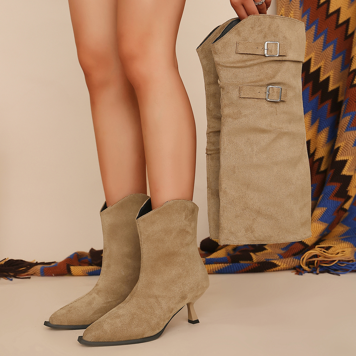 Spicy Girl Studded Pointed-toe - Wide Fit Heels 리뷰 및 가격